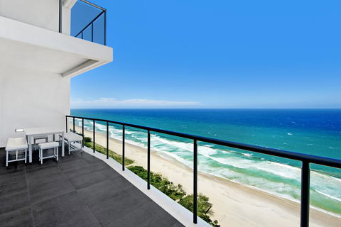 ULTIQA Air On Broadbeach - Accommodation in Surfers Paradise 0