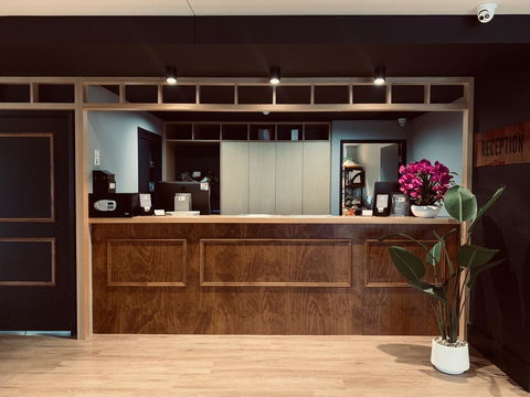 Woodroffe Hotel - Accommodation in Surfers Paradise 1