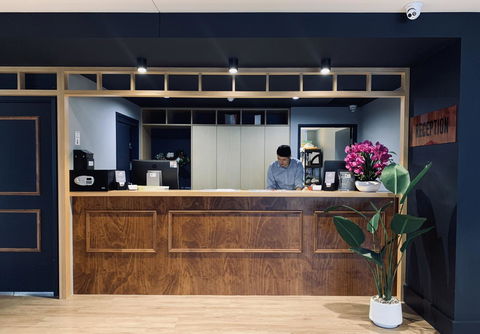 Woodroffe Hotel - Accommodation in Surfers Paradise 2