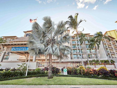 Novotel Cairns Oasis Resort - Accommodation in Surfers Paradise 43