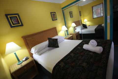 Aruba Beach Resort - Accommodation in Surfers Paradise 1