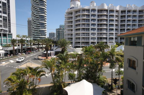 Aruba Beach Resort - Accommodation in Surfers Paradise 7