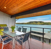 Sea View Shorelines Hamilton Island - Accommodation in Surfers Paradise