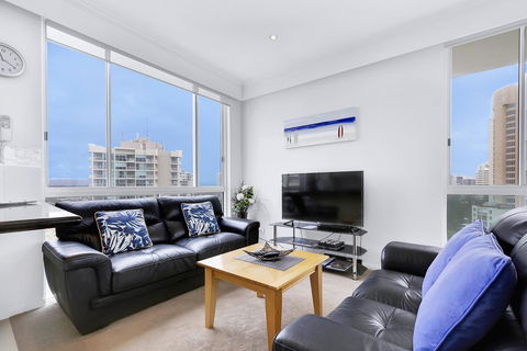 Pacific Views Resort - Accommodation in Surfers Paradise 18