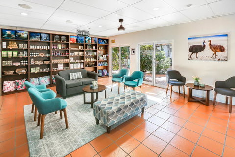 Coral Tree Inn - Accommodation in Surfers Paradise 29