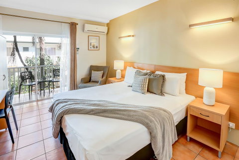Coral Tree Inn - Accommodation in Surfers Paradise 13