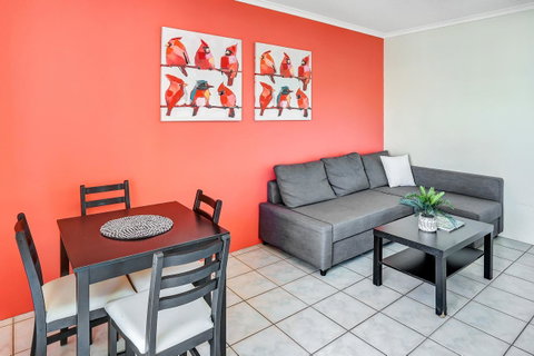 Coral Tree Inn - Accommodation in Surfers Paradise 14