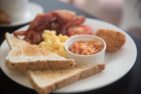 Coral Tree Inn - Accommodation in Surfers Paradise 38
