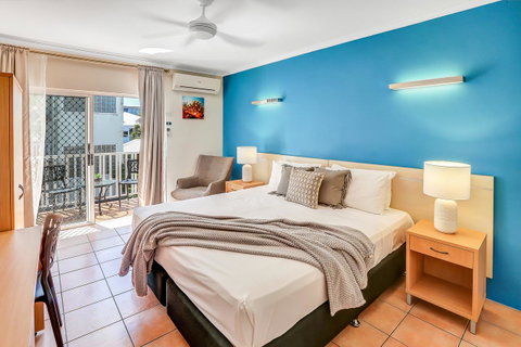Coral Tree Inn - Accommodation in Surfers Paradise 0