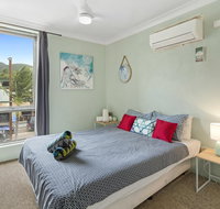 Location 2BR Town View Unit in Centre of Airlie. - Accommodation in Surfers Paradise