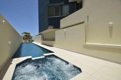 Malibu Apartments - Accommodation in Surfers Paradise 25