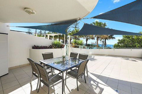 Malibu Apartments - Accommodation in Surfers Paradise 4