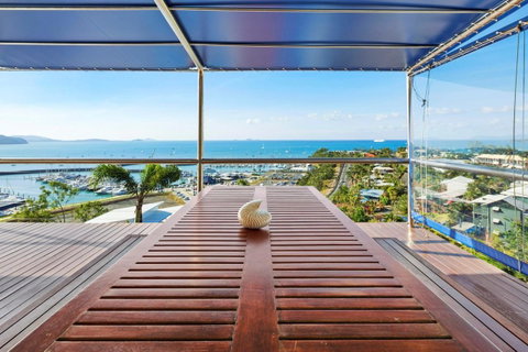 Nautilus On The Hill - Airlie Beach - Accommodation in Surfers Paradise 4