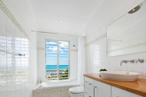 Nautilus On The Hill - Airlie Beach - Accommodation in Surfers Paradise 23