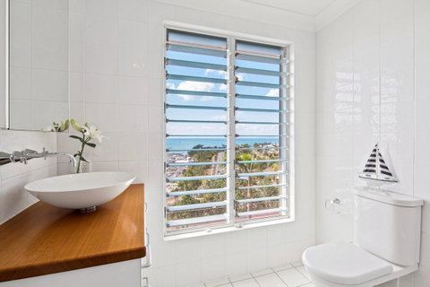 Nautilus On The Hill - Airlie Beach - Accommodation in Surfers Paradise 26
