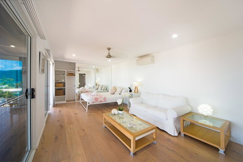Nautilus On The Hill - Airlie Beach - Accommodation in Surfers Paradise 7