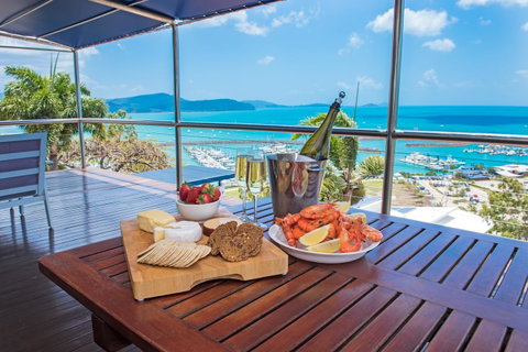 Nautilus On The Hill - Airlie Beach - Accommodation in Surfers Paradise 10