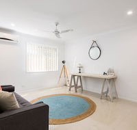 Briz Stays - Whites Road - Accommodation in Surfers Paradise