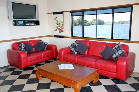 Coomera Houseboats - Accommodation in Surfers Paradise 17