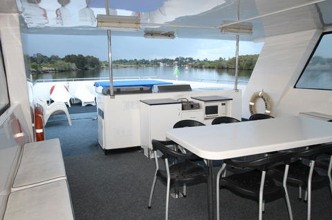 Coomera Houseboats - Accommodation in Surfers Paradise 26