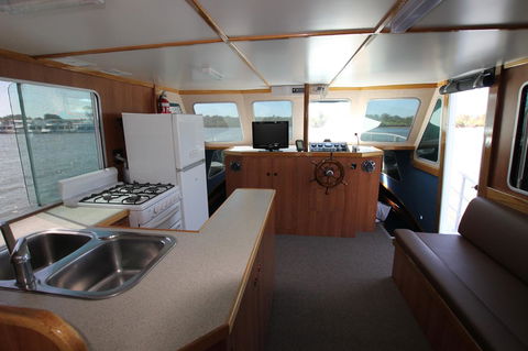Coomera Houseboats - Accommodation in Surfers Paradise 1
