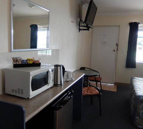 Nanango Star Motel - Accommodation in Surfers Paradise 42