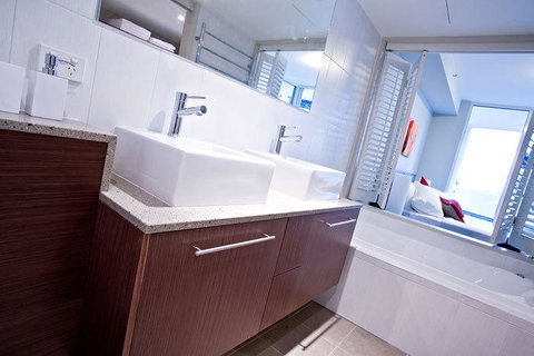 Lanai Riverside Apartments - Accommodation in Surfers Paradise 17