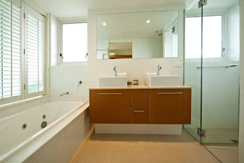 Lanai Riverside Apartments - Accommodation in Surfers Paradise 39