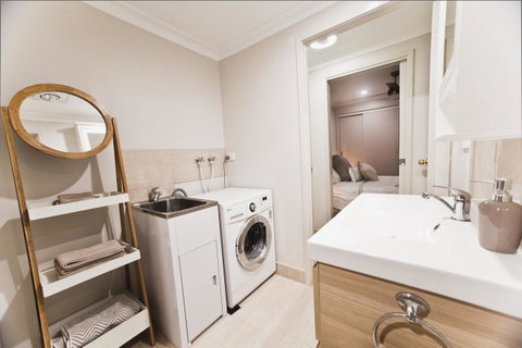 Shasta Place - Accommodation in Surfers Paradise 18