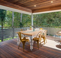 Anville Court - Accommodation in Surfers Paradise