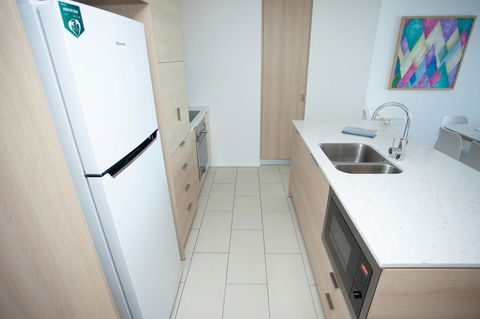 High Floor Ocean View Suites Broadbeach - Accommodation in Surfers Paradise 10