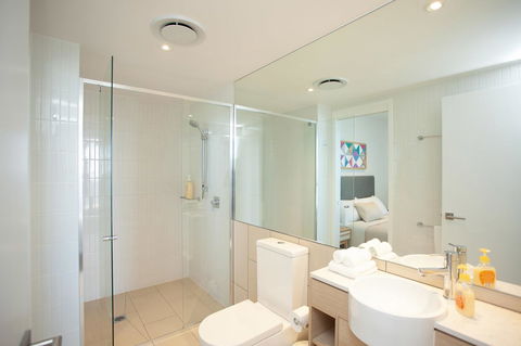 High Floor Ocean View Suites Broadbeach - Accommodation in Surfers Paradise 27