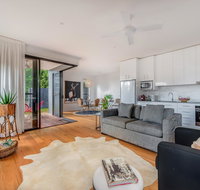 Sam's Buderim Mountain Guest House - Accommodation in Surfers Paradise