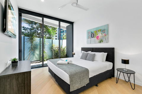 Oracle, 2 & 3 Bedroom Apartments - We Accommodate - Accommodation in Surfers Paradise 13