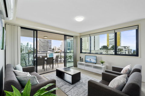 Broadbeach On The Park, 3 Bed Ocean - We Accommodate - Accommodation in Surfers Paradise 3