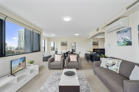 Broadbeach On The Park, 3 Bed Ocean - We Accommodate - Accommodation in Surfers Paradise 5