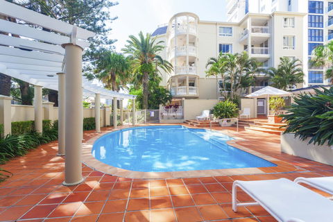 La Grande Apartments - Accommodation in Surfers Paradise 9