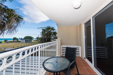La Grande Apartments - Accommodation in Surfers Paradise 15