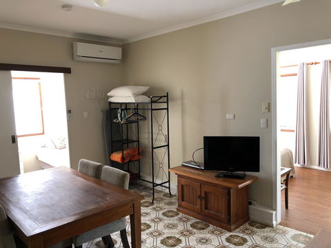 Montville Holiday Apartments - Accommodation in Surfers Paradise 16