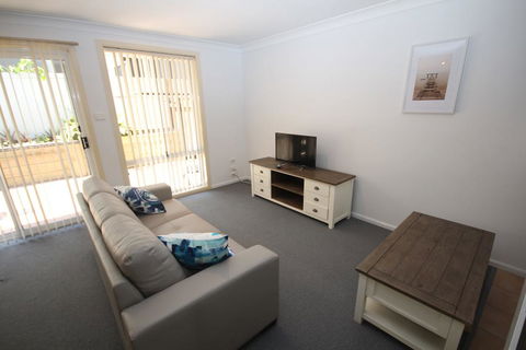 Waters Edge - Accommodation in Surfers Paradise 3