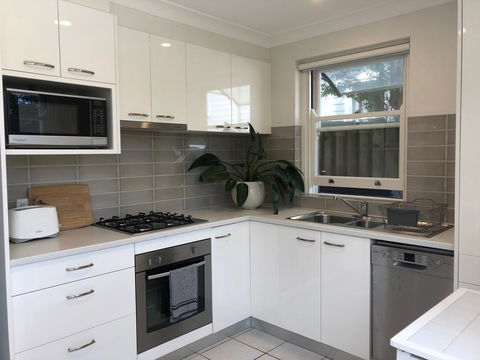 Waterview Cottage - Accommodation in Surfers Paradise 0