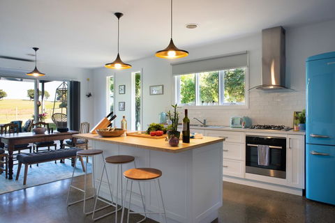 Wayward Cottage - Accommodation in Surfers Paradise 1