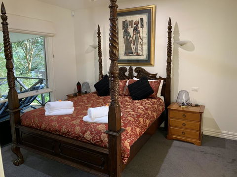 Weeroona Bed And Breakfast - Accommodation in Surfers Paradise 1