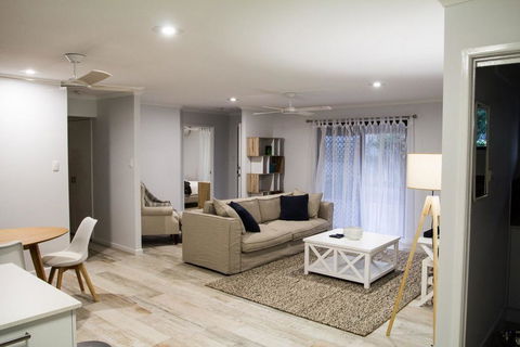 Wellington Parade 1/15a, Shelly Beach, Caloundra - Accommodation in Surfers Paradise 3