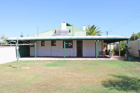 West End Retreat - Accommodation in Surfers Paradise 3