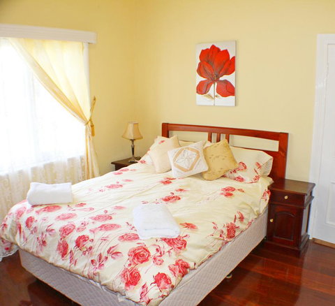 West End Retreat - Accommodation in Surfers Paradise 1
