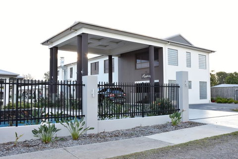 Western Downs Motor Inn - Accommodation in Surfers Paradise 0
