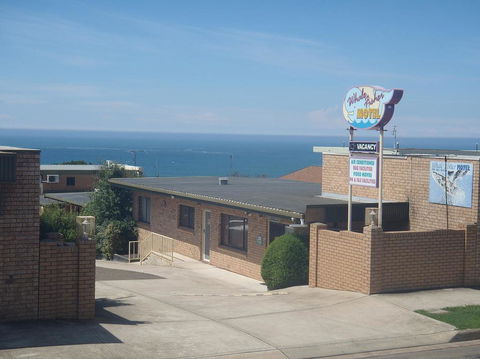 Whale Fisher Motel - Accommodation in Surfers Paradise 0