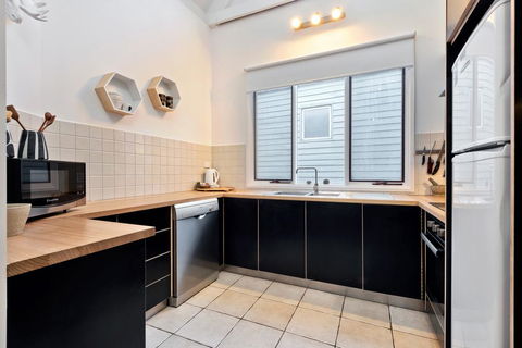Whiskey Flat 2 - Accommodation in Surfers Paradise 1