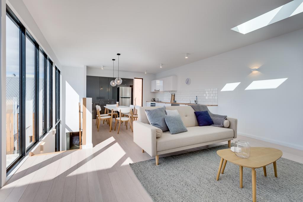 Hobart City TAS Accommodation in Surfers Paradise